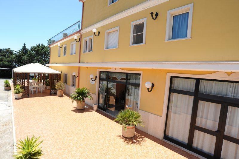 Hotel Garden San Giovanni Rotondo Kültér fotó